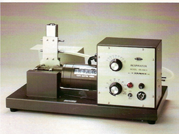 SN-480-3 人工呼吸器(比率可變型)
